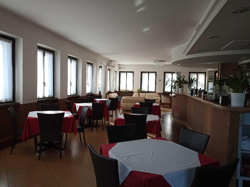 Hotel Socrate Lavena Ponte Tresa Dış mekan fotoğraf